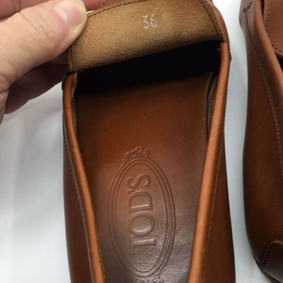 Tod’s Brown Leather Driving Mocassin Driving Loafers Sz EU 36 US 6. *Flawed* - Picture 17 of 17
